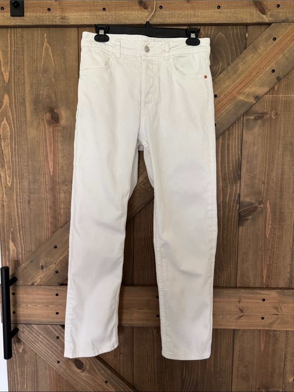 Zara Women’s White Straight-Leg Jeans Size 6